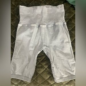 Free People Movement Good Karma Bike Shorts
Iced Grey
XS/S